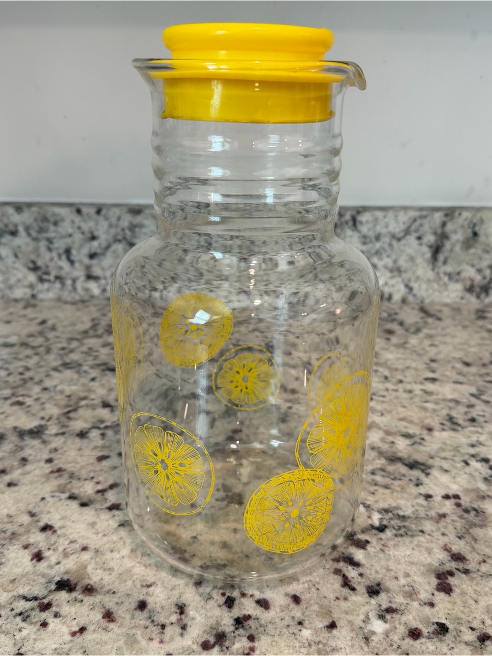 Vintage Pyrex Citrus Carafe - 2 Quart - #3520